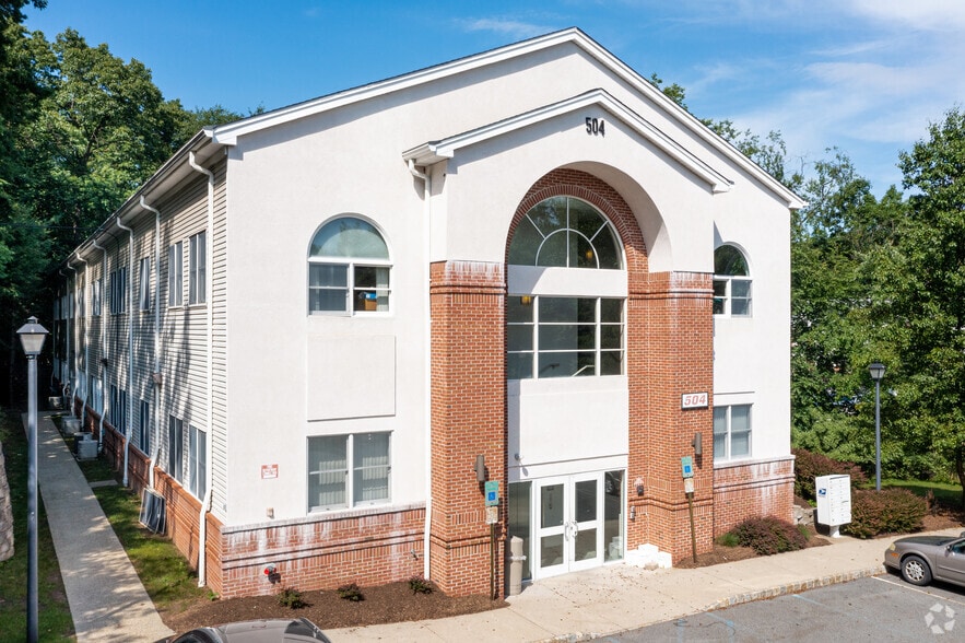 More Photos Of 504 Hamburg Tpke, Wayne Medical For Sale