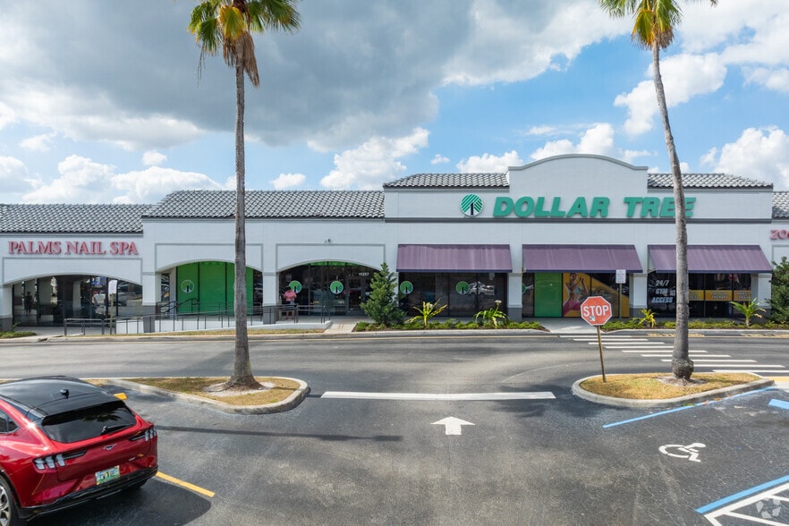 More Photos Of 11217 US Highway 1, North Palm Beach General Retail For Lease