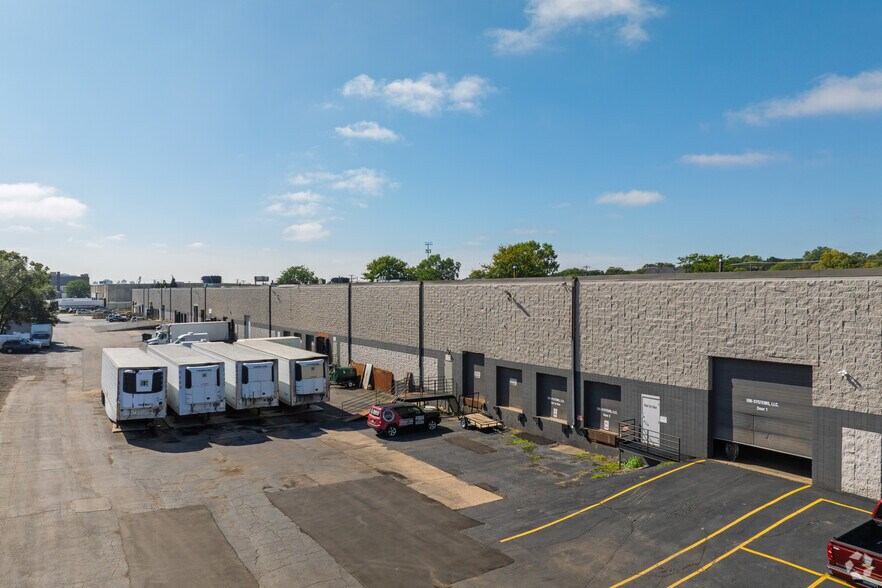 More Photos Of 2800-2930 2nd St N, Minneapolis Light Manufacturing For Sale