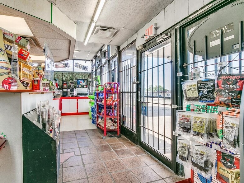 More Photos Of 3901 NW 10th St, Oklahoma City Convenience Store For Sale