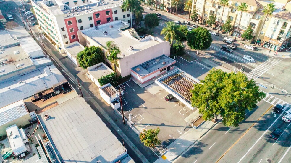 More Photos Of 242 E Commonwealth Ave, Fullerton Restaurant For Sale