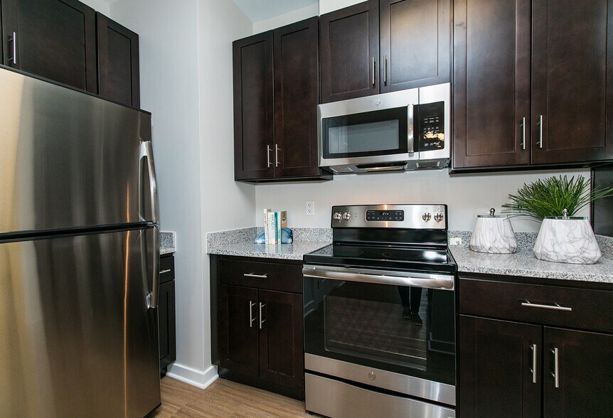 More Photos Of 7600 Hearthside Way, Elkridge Apartments For Lease