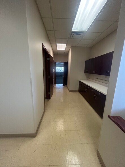 More Photos Of 2630 Rochester Rd, Cranberry Township Freestanding For Lease