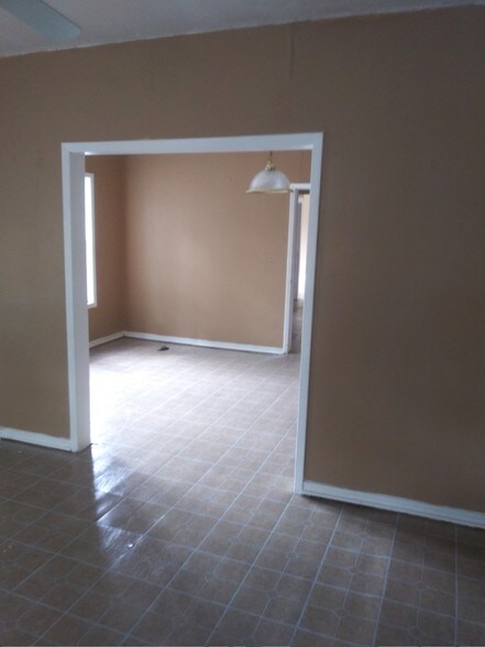 More Photos Of 757 Crestwood St, Jacksonville Apartments For Sale