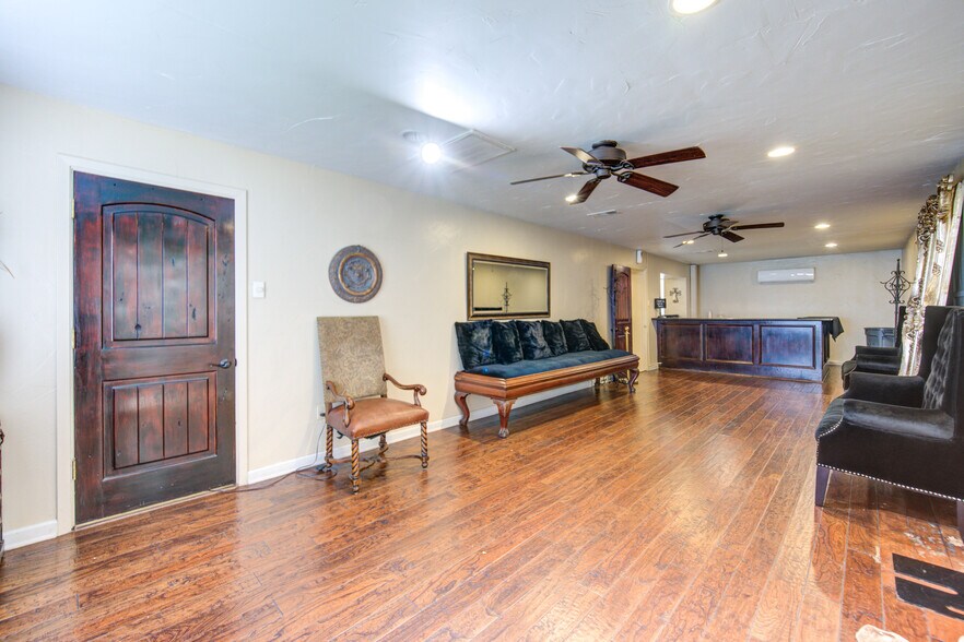 More Photos Of 3600 Michaux St, Houston Lodge Meeting Hall For Sale