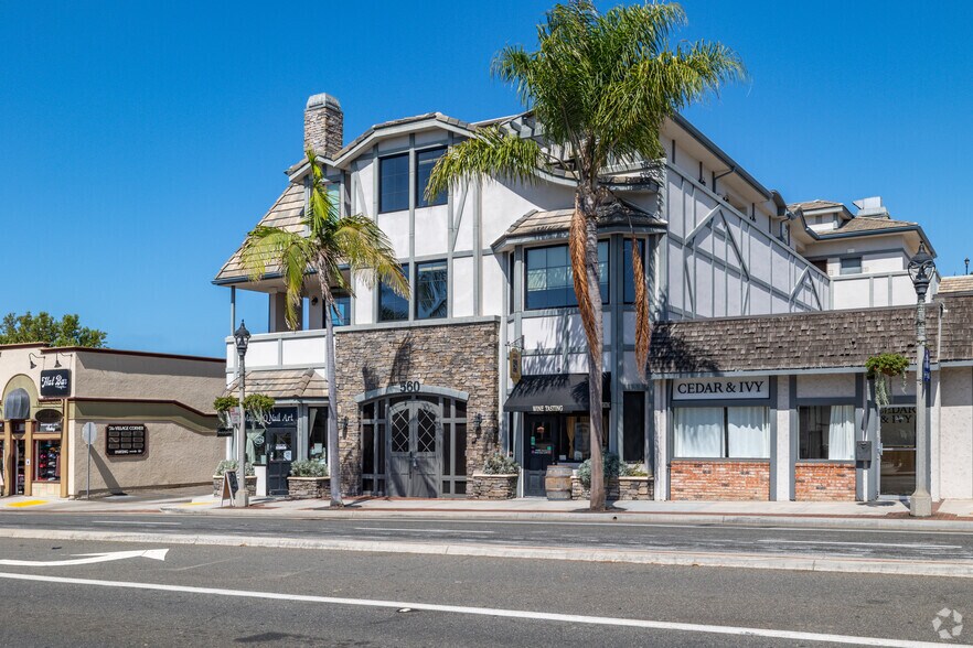 More Photos Of 560 Carlsbad Village Dr, Carlsbad General Retail For Sale