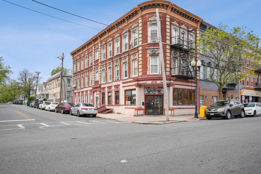 Primary Photo Of 124 William St, Perth Amboy Apartments For Sale