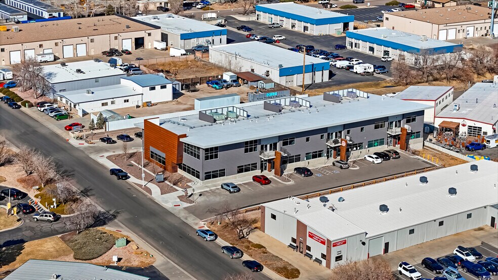 More Photos Of 11640 Teller St, Broomfield Light Distribution For Lease