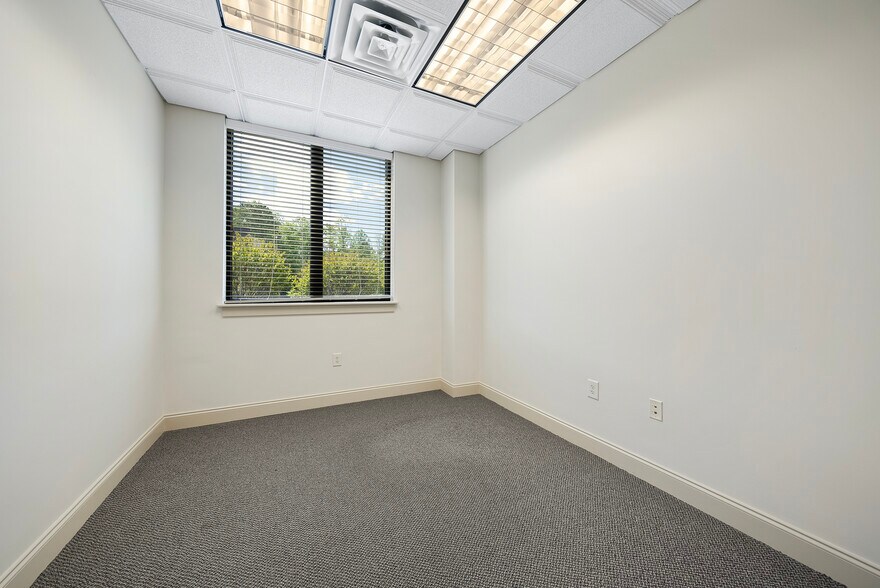 More Photos Of 12316 Hampton Way, Wake Forest Office Residential For Lease