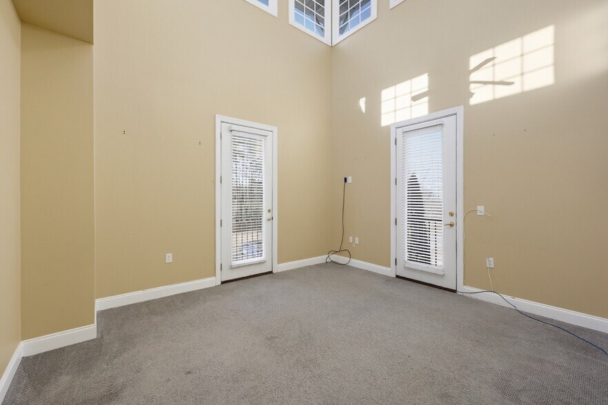 More Photos Of 6470 Georgia 400, Cumming Medical For Sale
