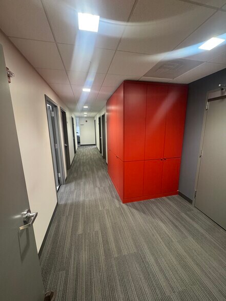 More Photos Of 4660 Kenmore Ave, Alexandria Medical For Lease