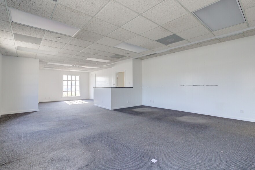More Photos Of 3440 W Carson St, Torrance Loft Creative Space For Sale