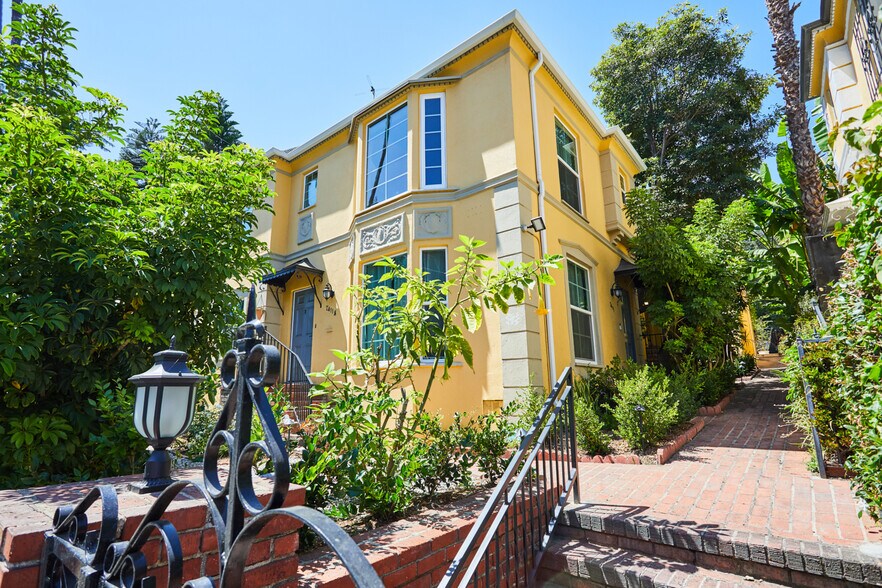 More Photos Of 7200 Hollywood Blvd, Los Angeles Apartments For Sale