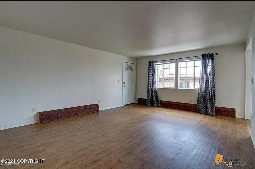 More Photos Of 911 E 10th Ave, Anchorage Apartments For Sale