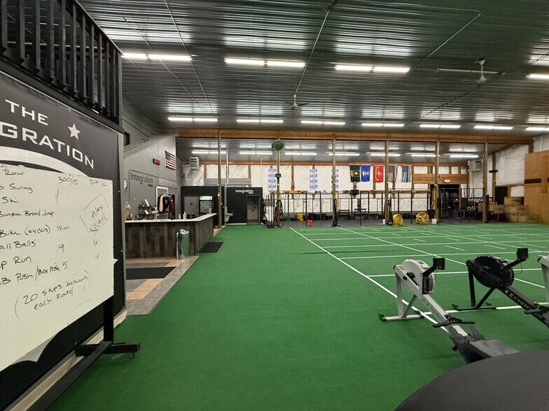 More Photos Of 210 3rd St N, Waite Park Flex For Sale