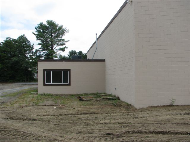 More Photos Of 130 Big Boom Rd, Queensbury Warehouse For Lease