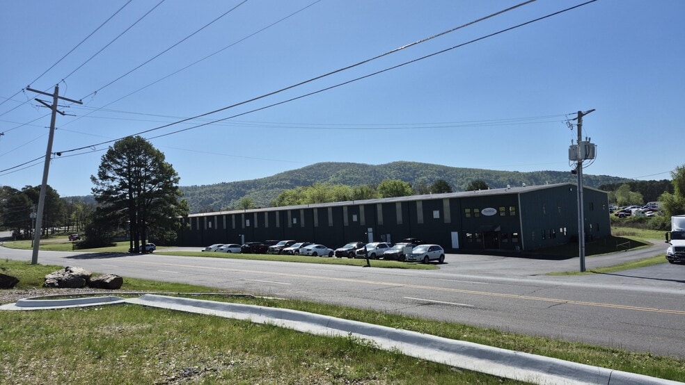 More Photos Of 747 Mid America Blvd, Hot Springs Warehouse For Sale