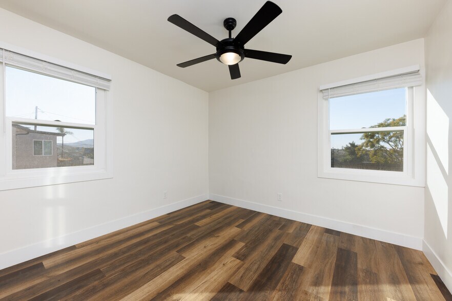 More Photos Of 6283 Lorca Dr, San Diego Apartments For Sale