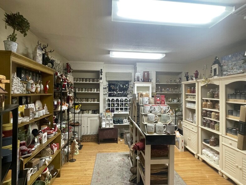 More Photos Of 213-215 E Main St, Ligonier Township Storefront Retail Office For Sale