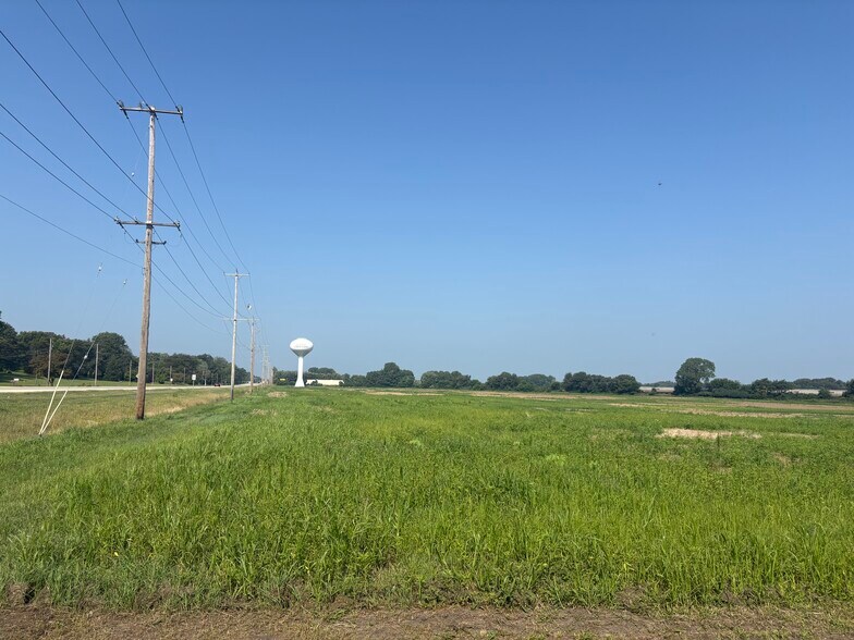 Primary Photo Of 4545 IL-17, Kankakee Land For Sale