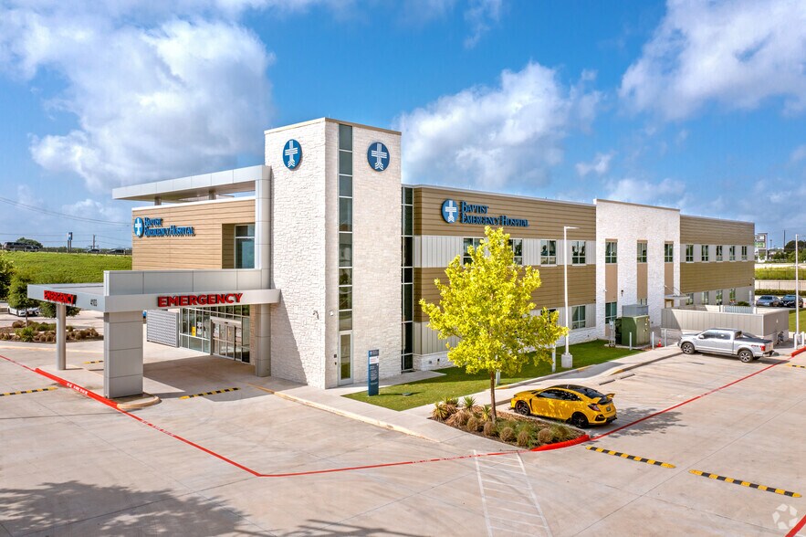 More Photos Of 4103 N Loop 1604 W, San Antonio Hospital For Lease
