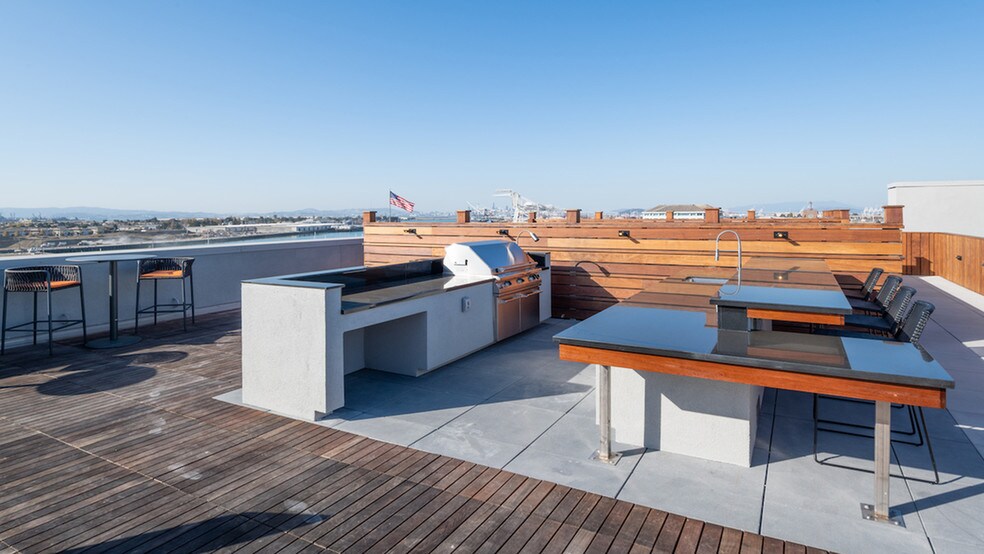 More Photos Of 378 Embarcadero W, Oakland Apartments For Lease