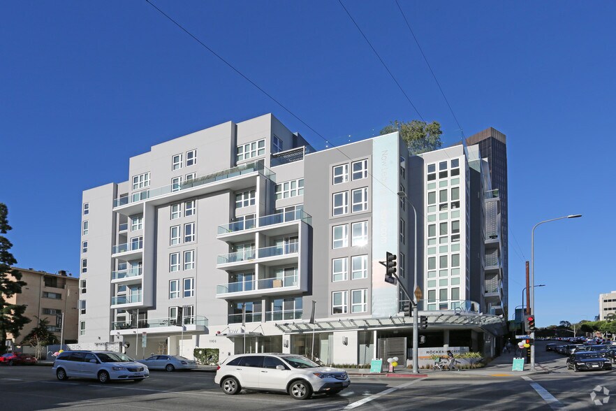 More Photos Of 1168 S Barrington Ave, Los Angeles Apartments For Lease