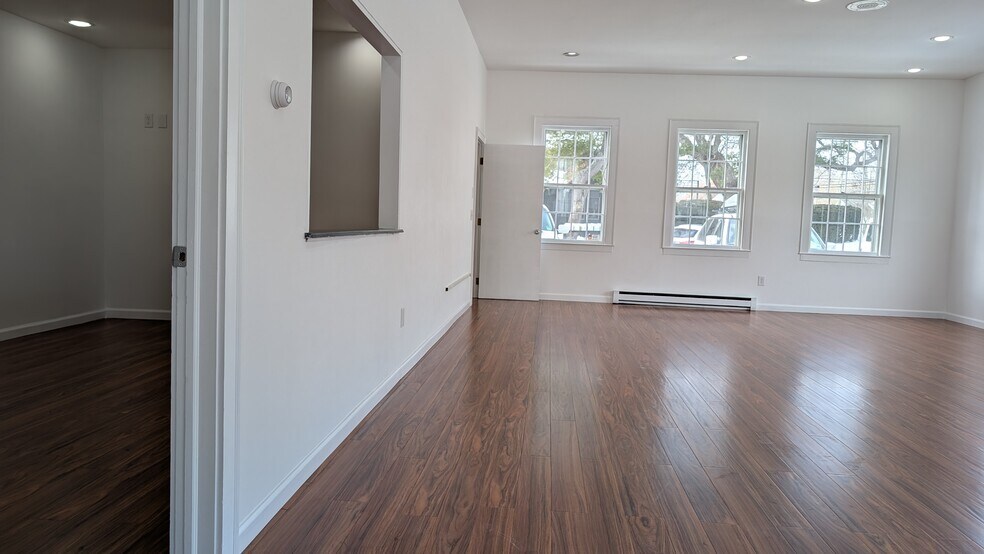 More Photos Of 24 Main St, Centerbrook Loft Creative Space For Lease