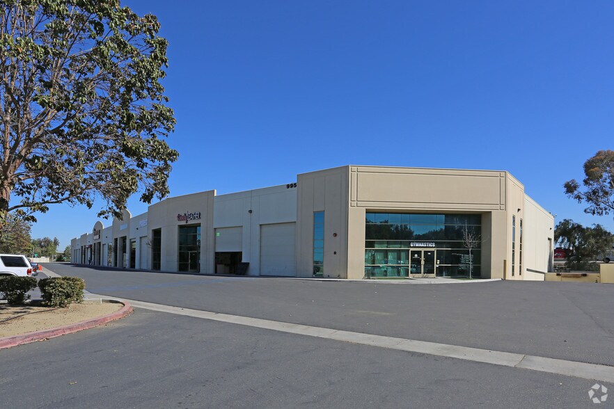 More Photos Of 995 Bay Blvd, Chula Vista Warehouse For Lease