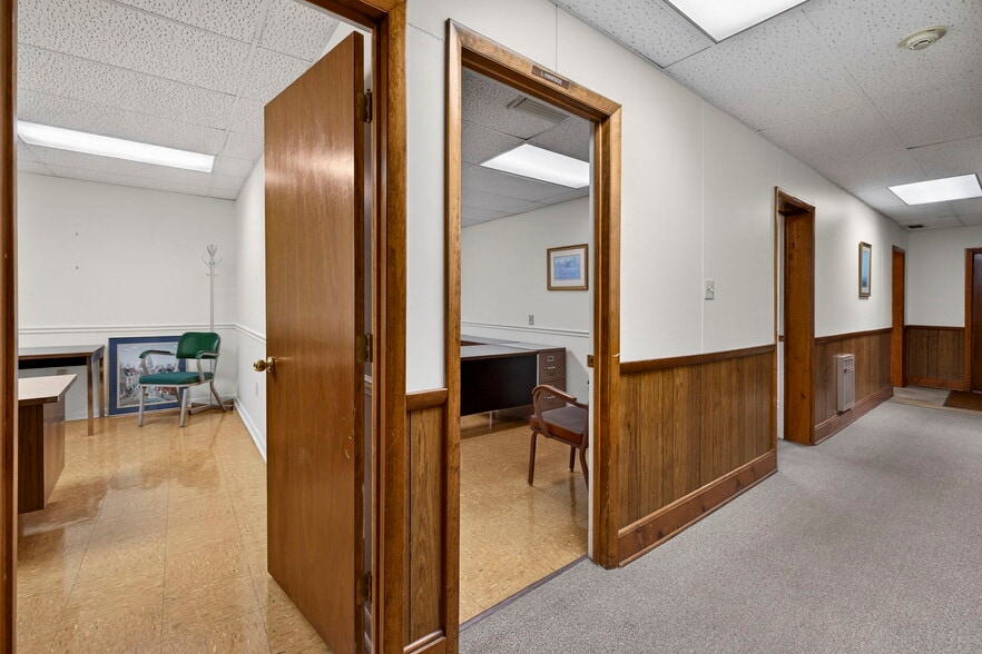 More Photos Of 314 N Braddock St, Winchester Office For Sale