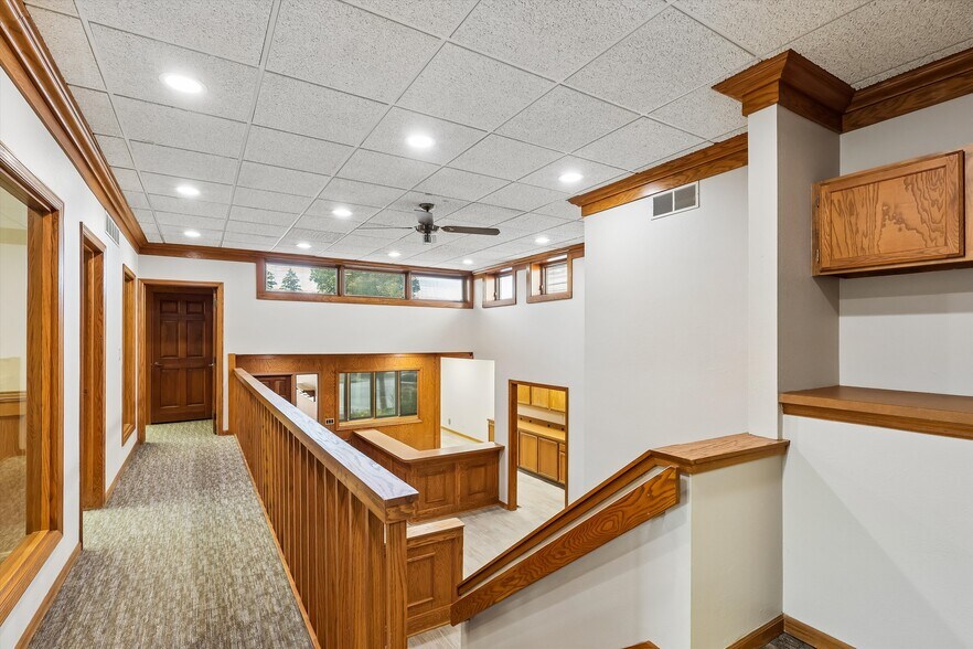 More Photos Of 535 Main St, Ames Office For Lease