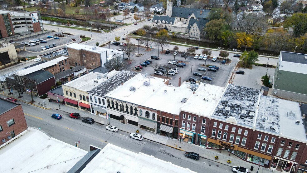 More Photos Of 30 N Main St, Fond Du Lac Restaurant For Sale