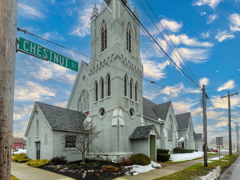 More Photos Of 480 State St, Conneaut Religious Facility For Sale