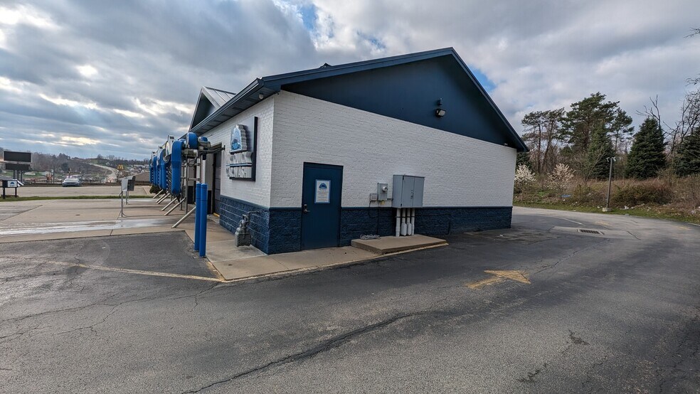 More Photos Of 268 McClellandtown Rd, Uniontown Carwash For Sale