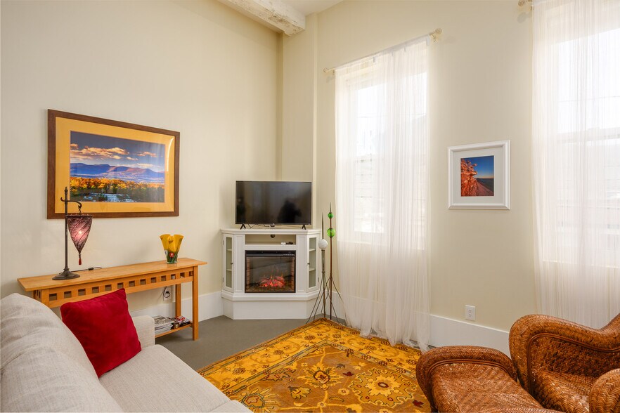 More Photos Of 81 N Main St, Ellenville Office Residential For Sale