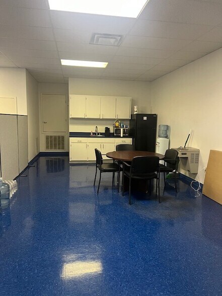 More Photos Of 1314 Driftwood Dr, Bossier City Warehouse For Sale