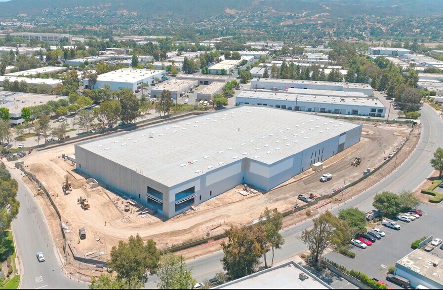 More Photos Of 1300 Lawrence, Thousand Oaks Manufacturing For Sale