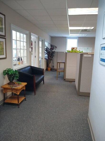 More Photos Of 4295 Jodeco Rd, McDonough Office For Lease
