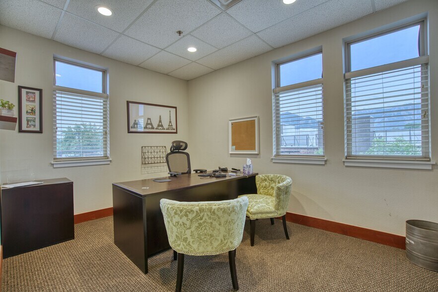 More Photos Of 4790 Table Mesa Dr, Boulder Office For Lease