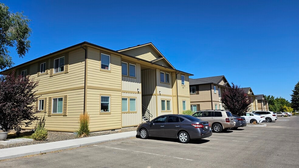 More Photos Of 509-523 Rose St N, Twin Falls Apartments For Sale