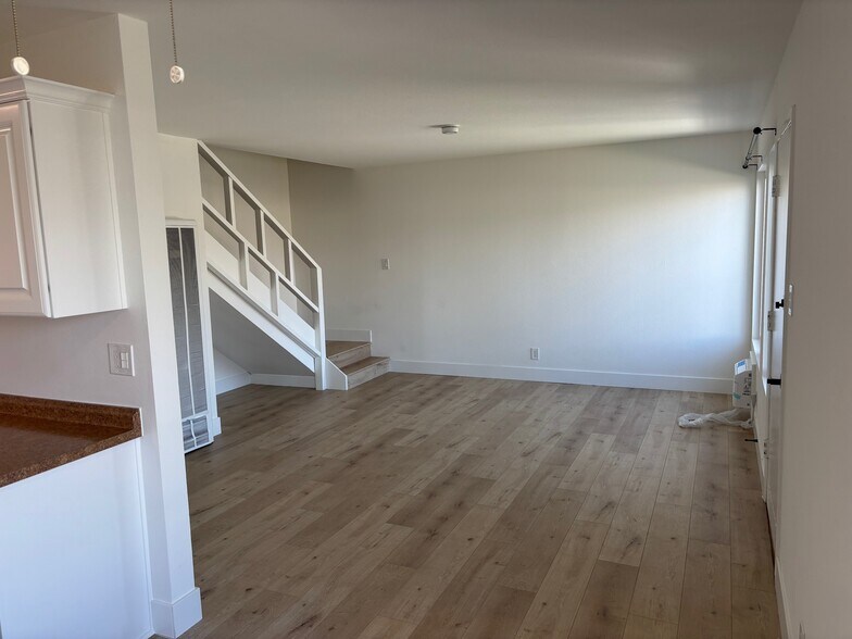 More Photos Of 7160 Cerritos Ave, Stanton Apartments For Sale