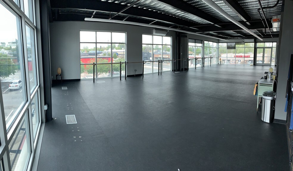 More Photos Of 2700 S Broadway St, Englewood Loft Creative Space For Lease