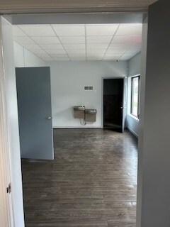 More Photos Of 1001 W 27th St, Norfolk Warehouse For Lease