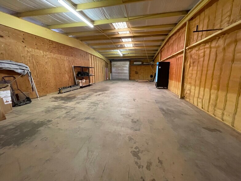 More Photos Of 1540 Kurt St, Eustis Manufacturing For Sale