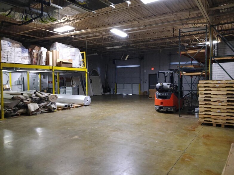 More Photos Of 5945 Peachtree Cors E, Peachtree Corners Flex For Sale