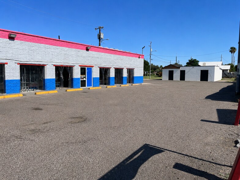 More Photos Of 2538 E McDowell Rd, Phoenix Freestanding For Lease