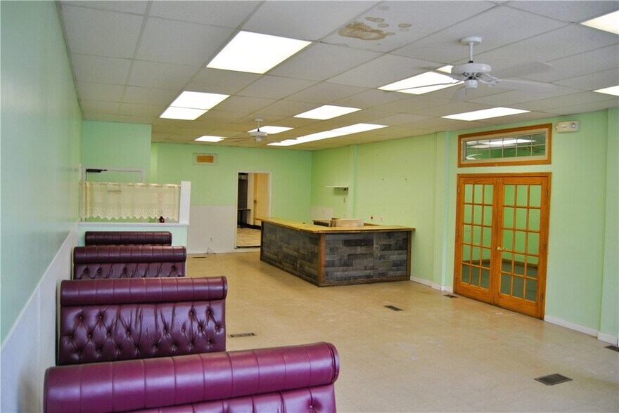 More Photos Of 2-4 Commercial St, Livonia Storefront Retail Residential For Sale