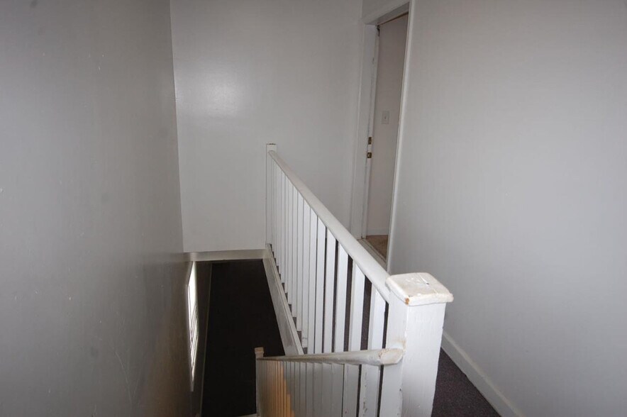 More Photos Of 293 4th Ave, Quantico Apartments For Sale