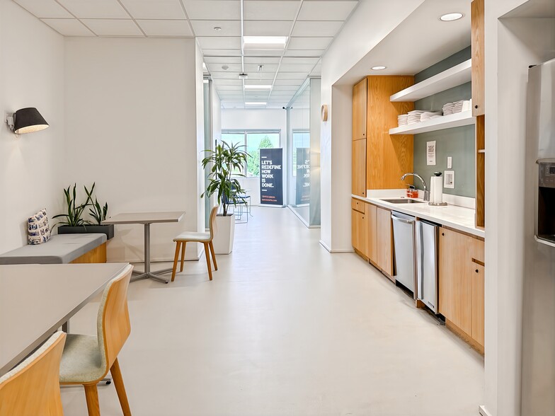 More Photos Of 4100 Market St, Huntsville Coworking Space