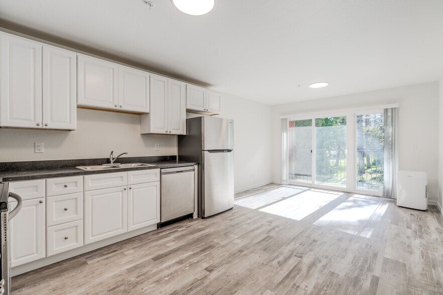 More Photos Of 128 E Evergreen Dr, Kalispell Apartments For Sale